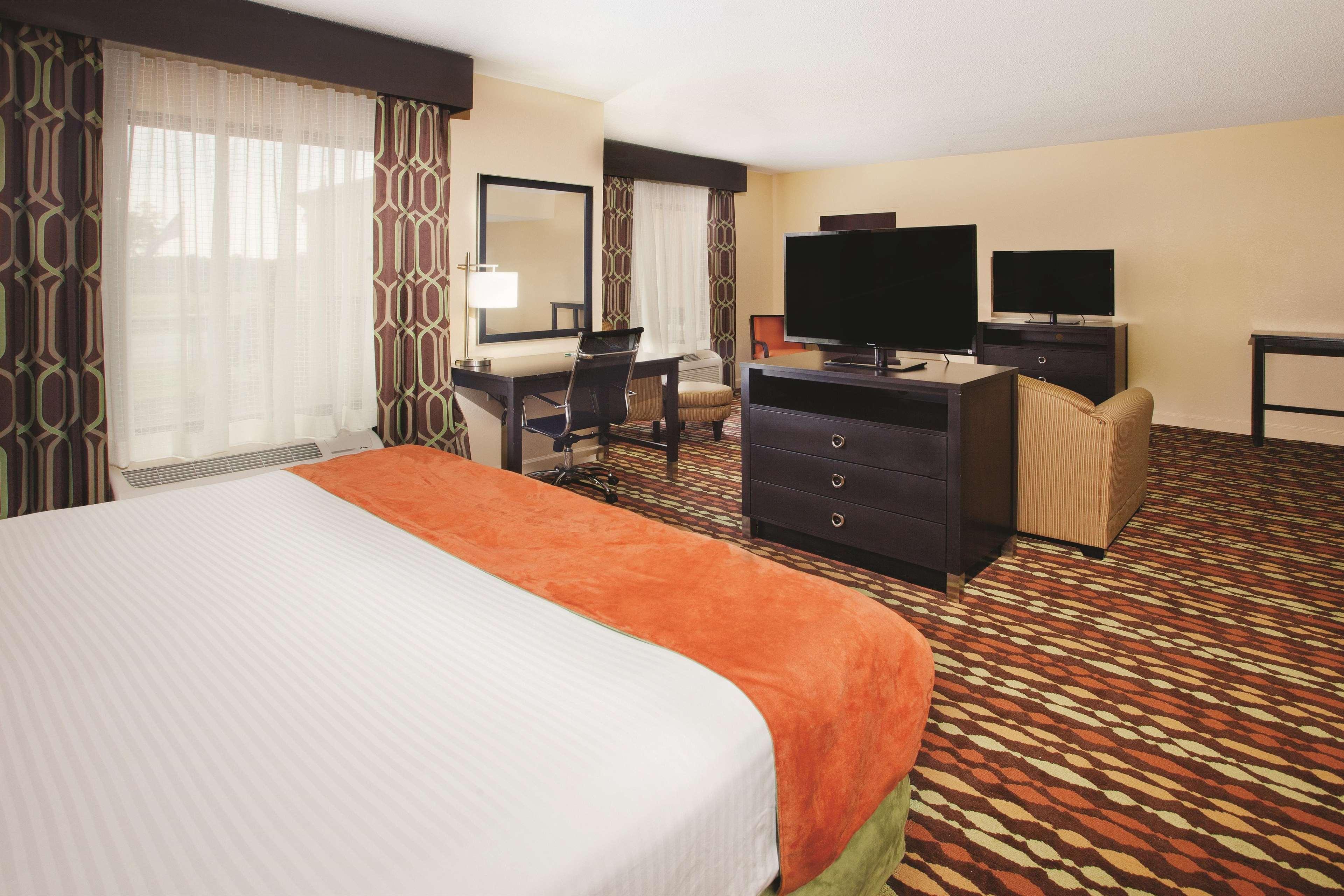 La Quinta By Wyndham Florence Zewnętrze zdjęcie